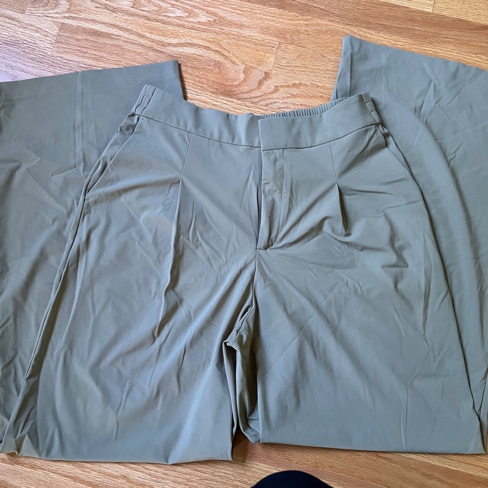 Athleta Khaki Relaxed-Fit Pants